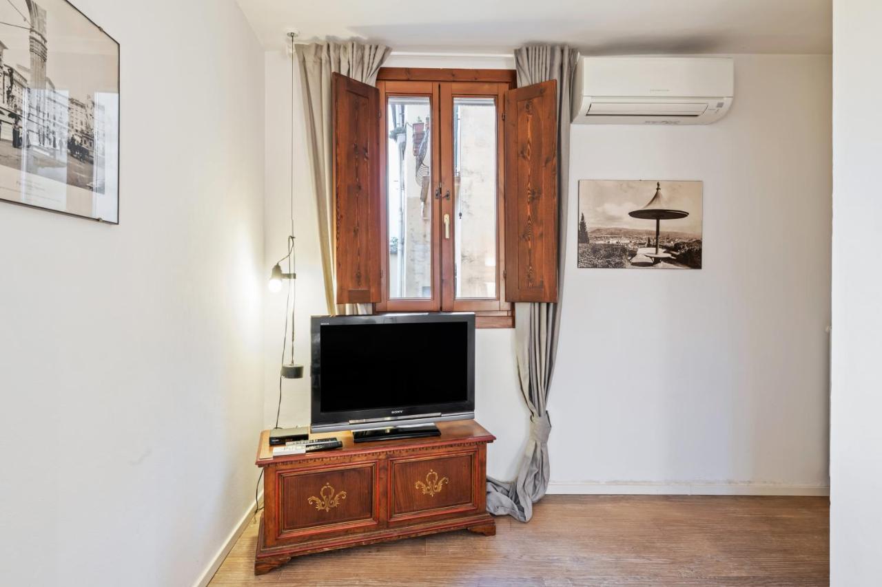 Palazzo Pitti & Boboli Comfortable Apartment Florença Exterior foto